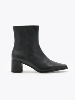 Roberto Rosso Adare  - black