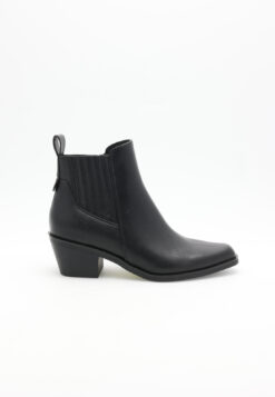 Jean Paul Camargue - black