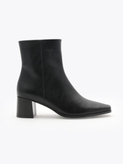Roberto Rosso Adare  - black